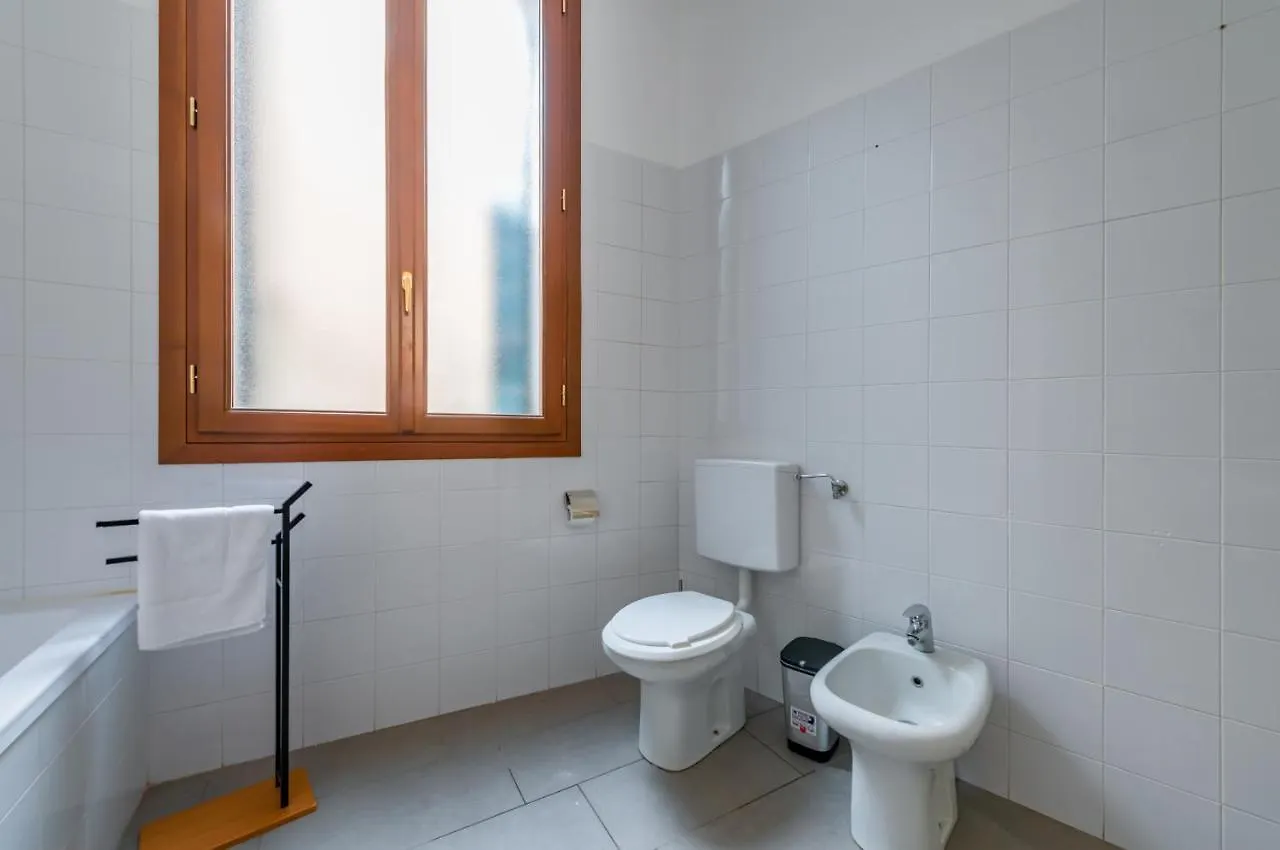 Cannaregio Romantic View Apartment Venice